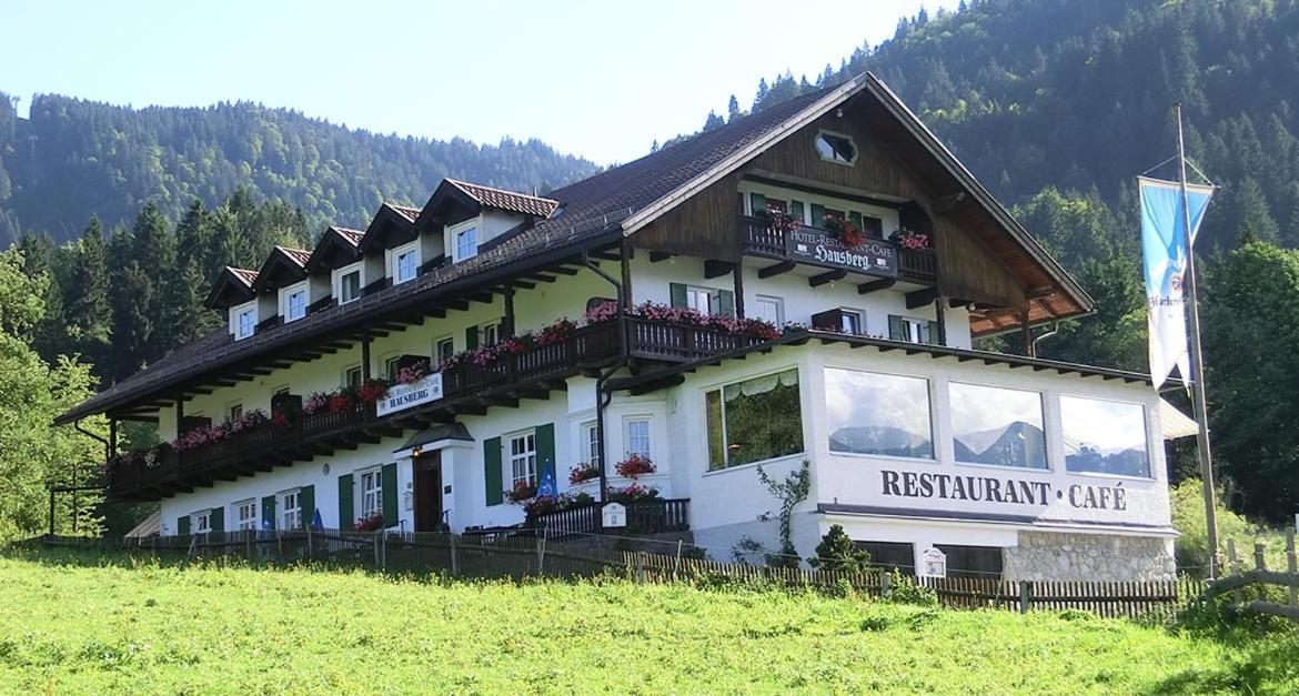 Hotel Restaurant Hausberg Гармиш-Партенкирхен Экстерьер фото