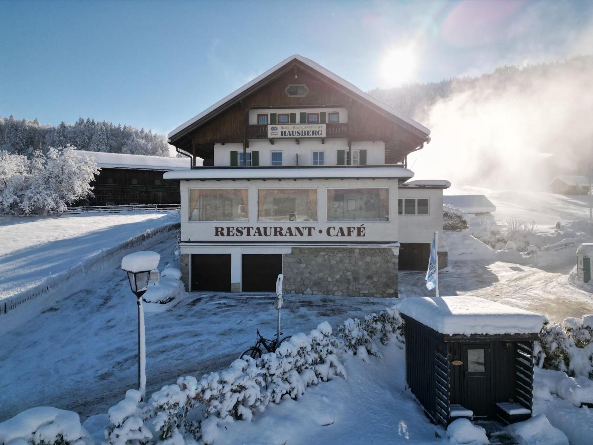 Hotel Restaurant Hausberg Гармиш-Партенкирхен Экстерьер фото